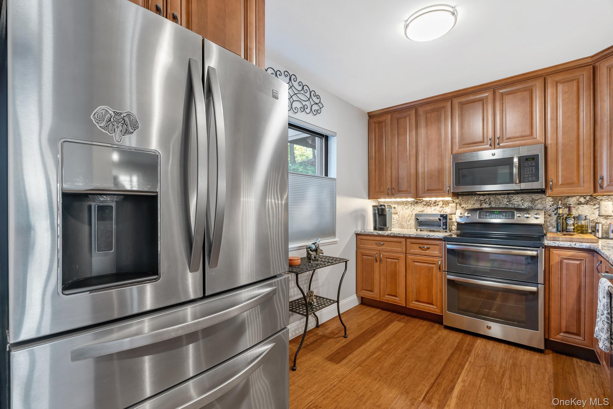 37 Hudson Heights Drive, Poughkeepsie, NY 12601