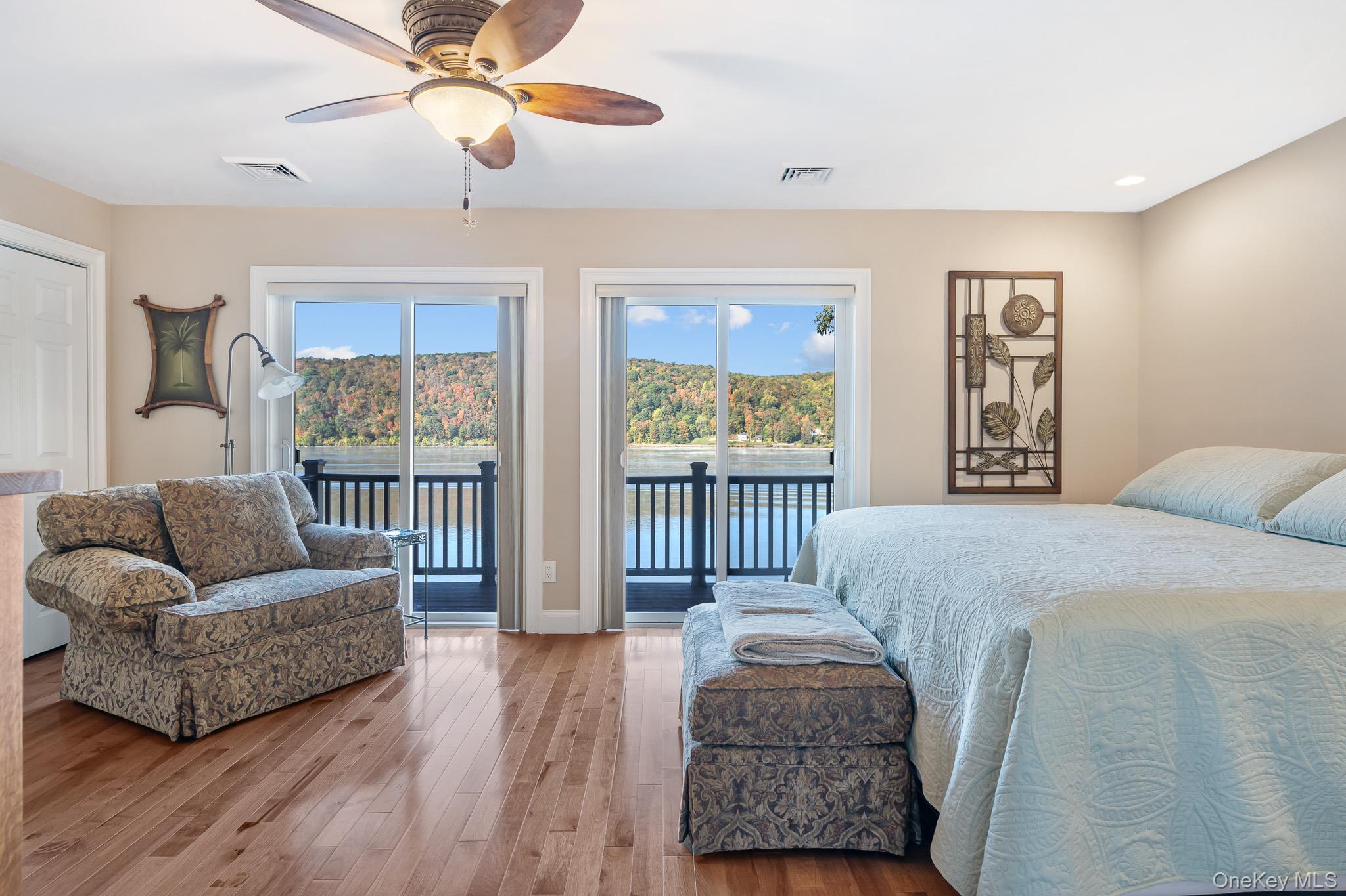 37 Hudson Heights Drive, Poughkeepsie, NY 12601