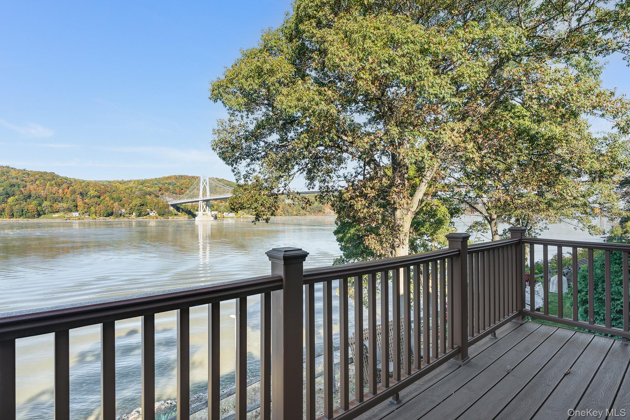 37 Hudson Heights Drive, Poughkeepsie, NY 12601