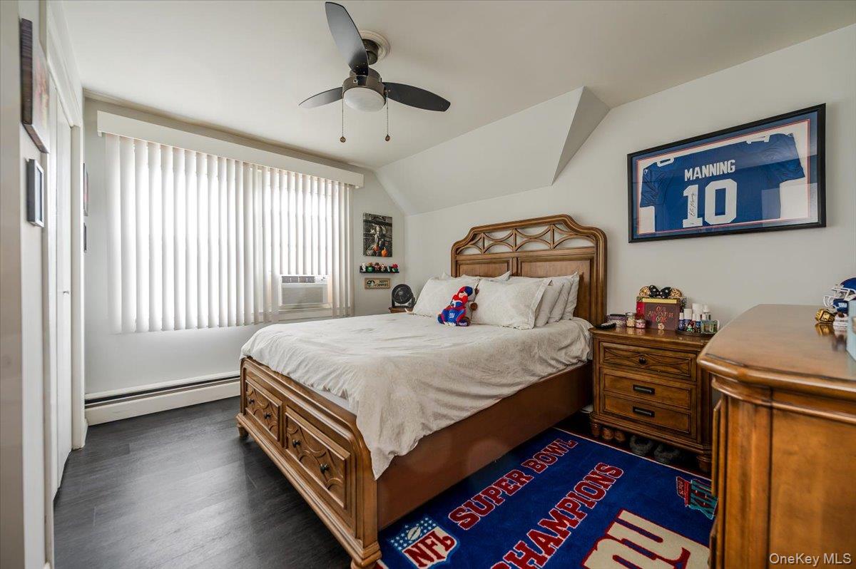 1711 Mahan Avenue, Bronx, NY 10461