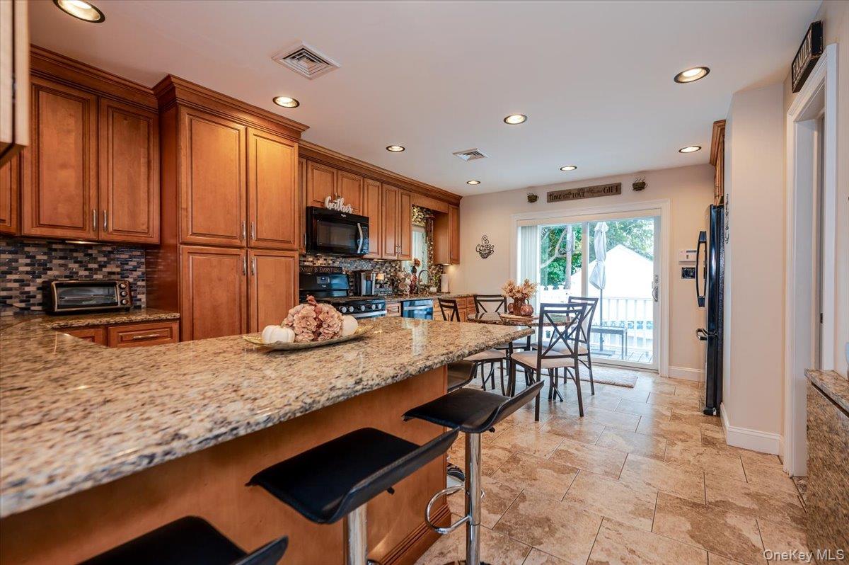 1711 Mahan Avenue, Bronx, NY 10461