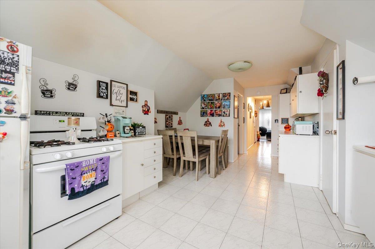 1711 Mahan Avenue, Bronx, NY 10461