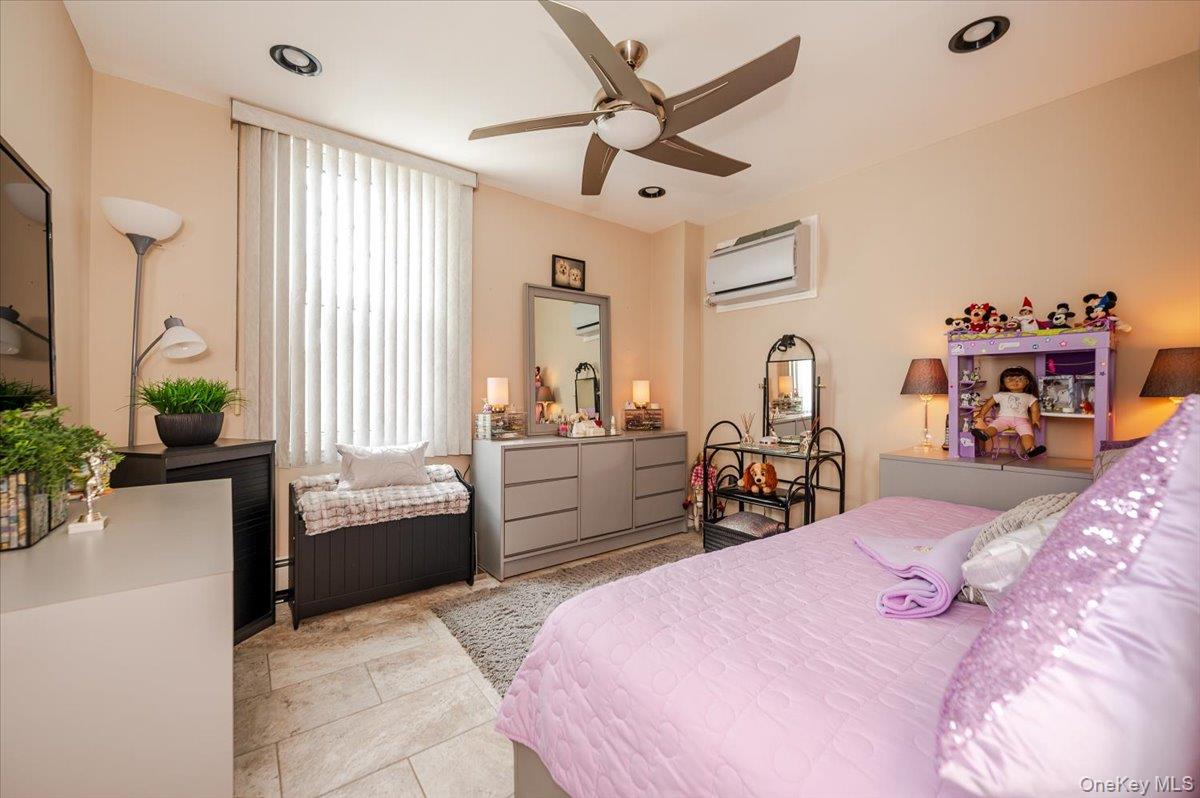 1711 Mahan Avenue, Bronx, NY 10461