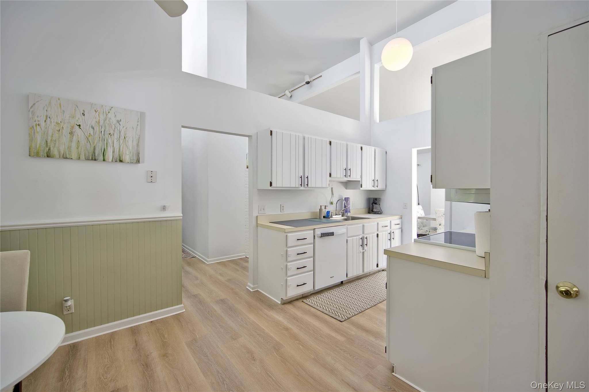 8 School Street, Hampton Bays, NY 11946