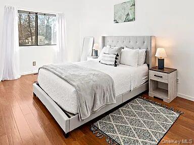 8 School Street, Hampton Bays, NY 11946