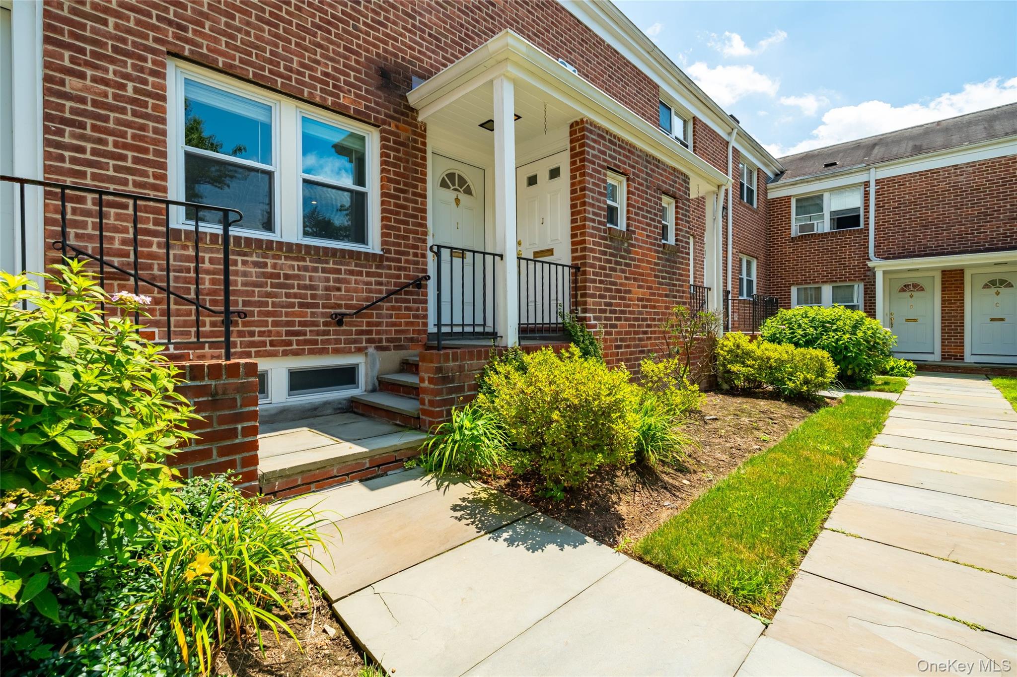 24 Wappanocca Avenue # I, Rye, NY 10580