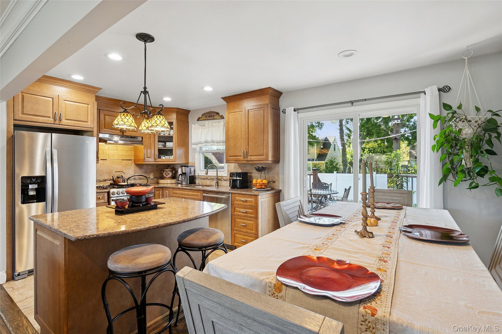 320 W 11th Street, Deer Park, NY 11729