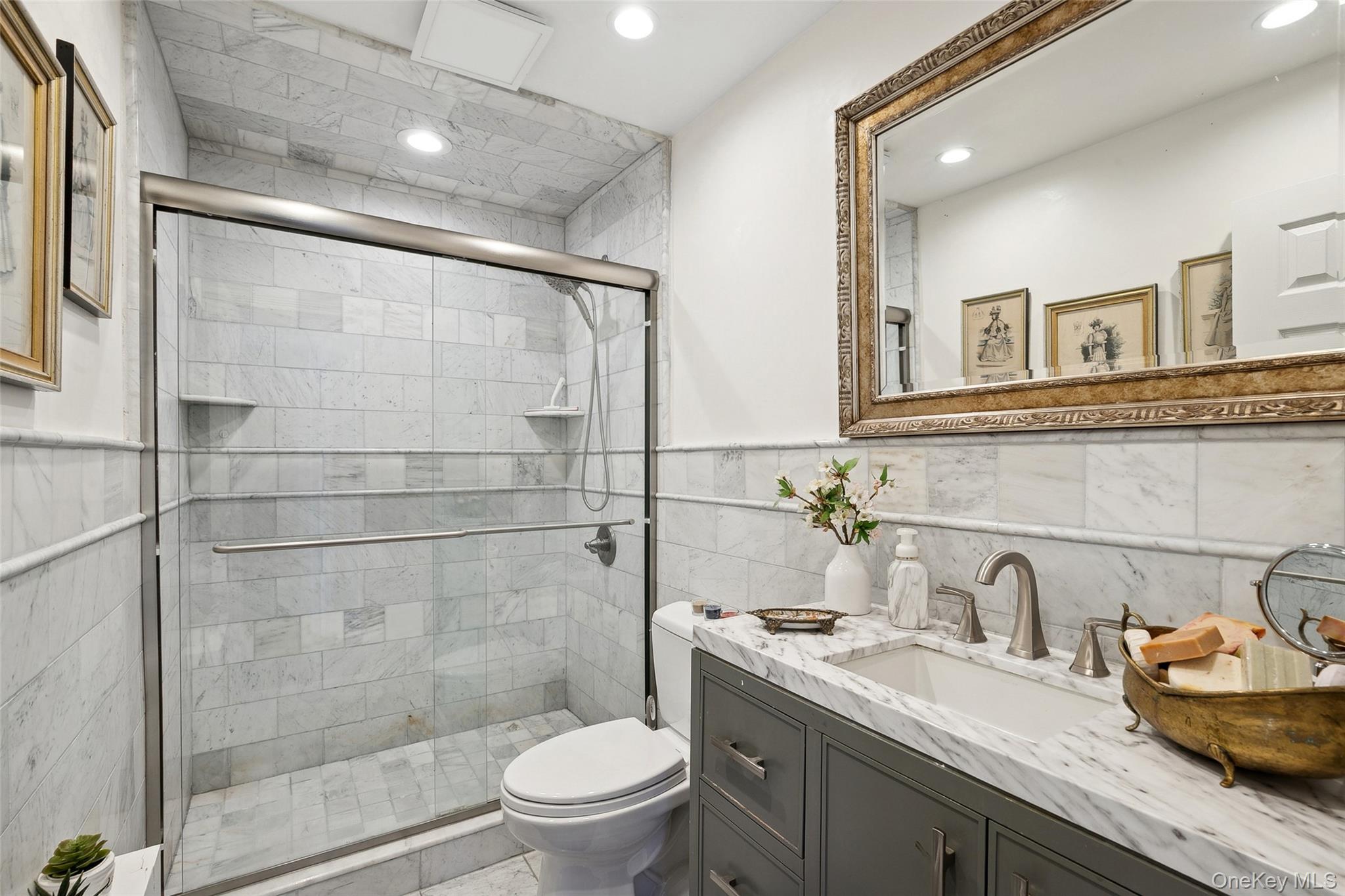 320 W 11th Street, Deer Park, NY 11729