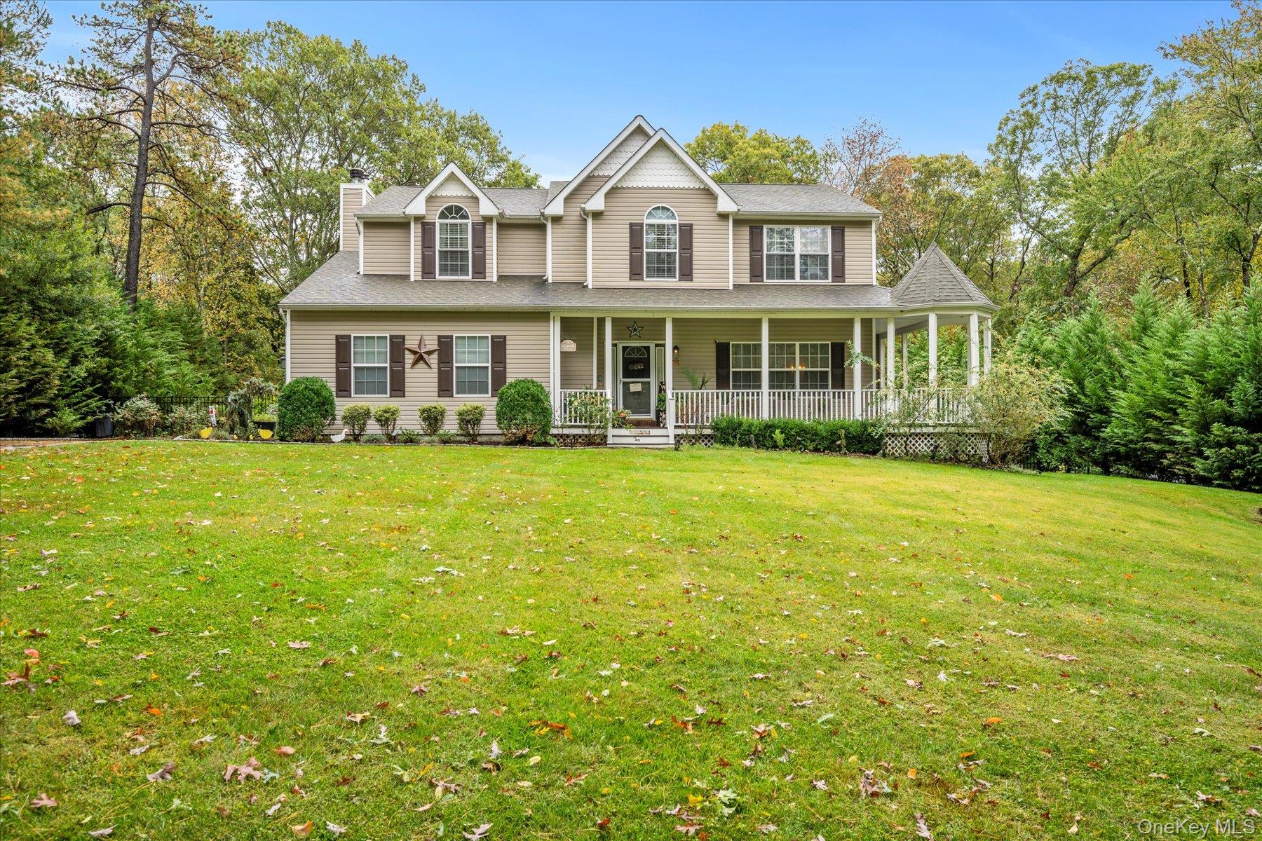 10 Cedar Grove Terrace, Middle Island, NY 11953