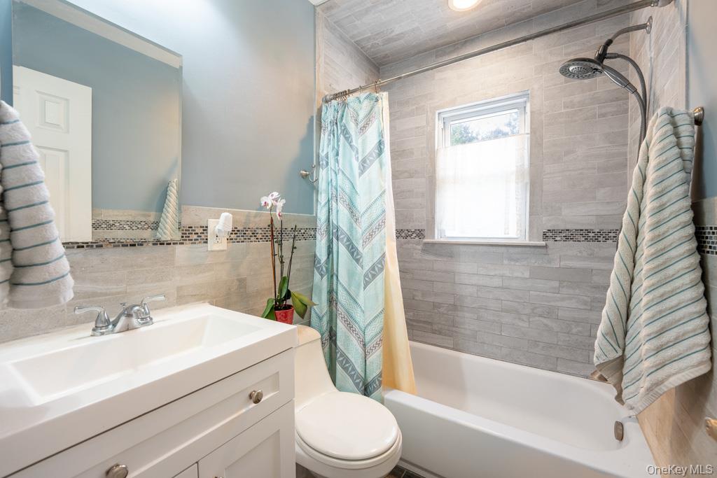 18 Dellacona Road, Carmel, NY 10512