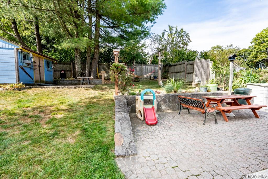 18 Dellacona Road, Carmel, NY 10512