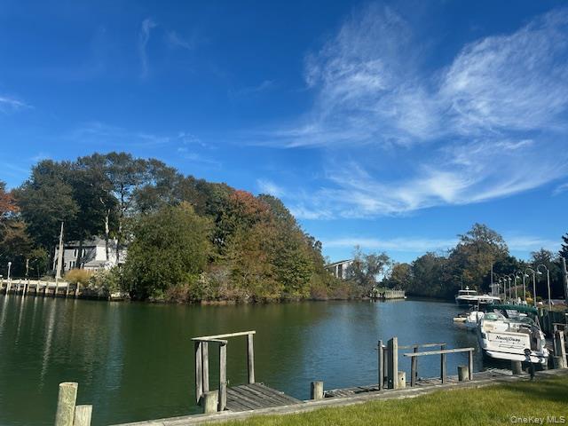 535 Bay Home Road, Southold, NY 11971