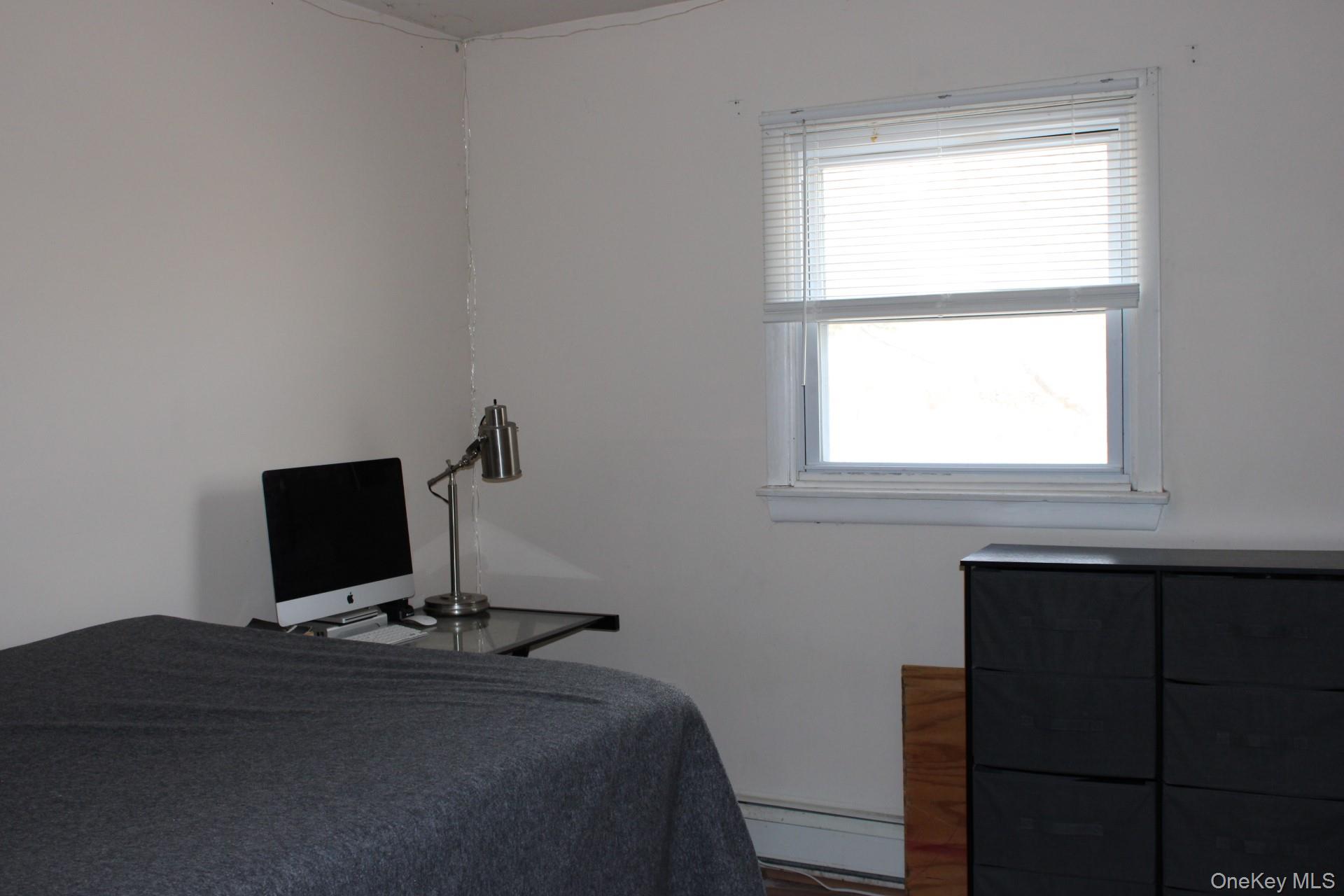 12 S Parsonage Street, Rhinebeck, NY 12572