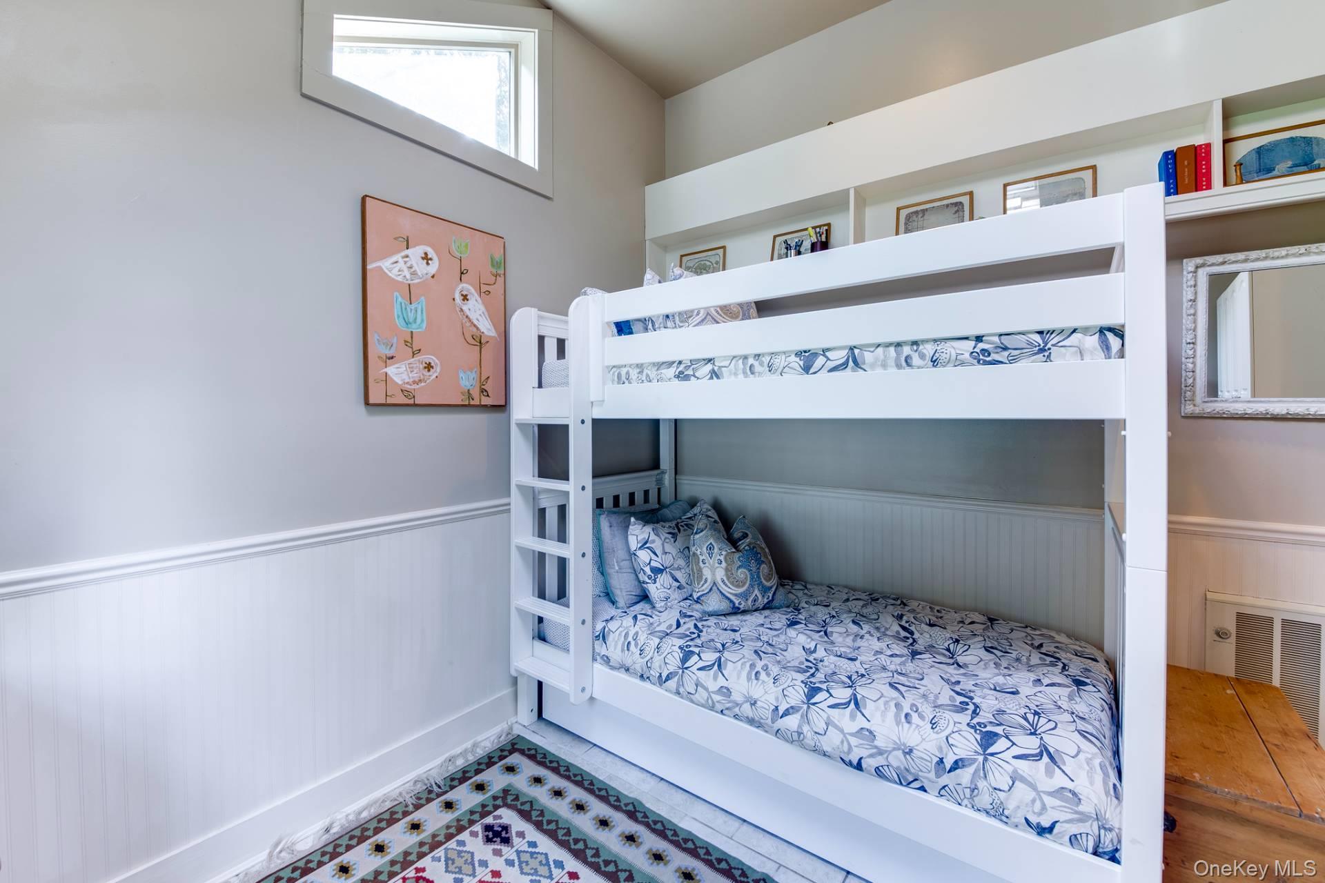 641 Montauk Highway, East Hampton, NY 11930