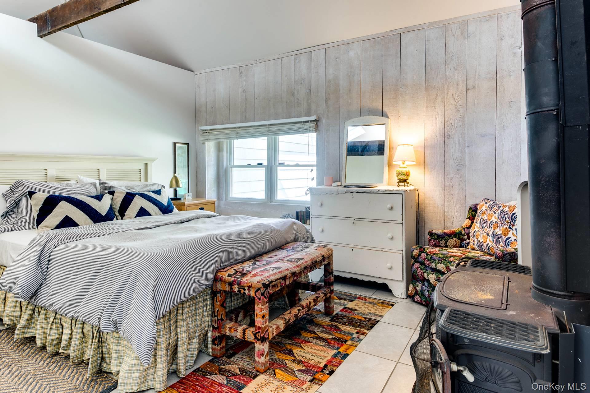 641 Montauk Highway, East Hampton, NY 11930