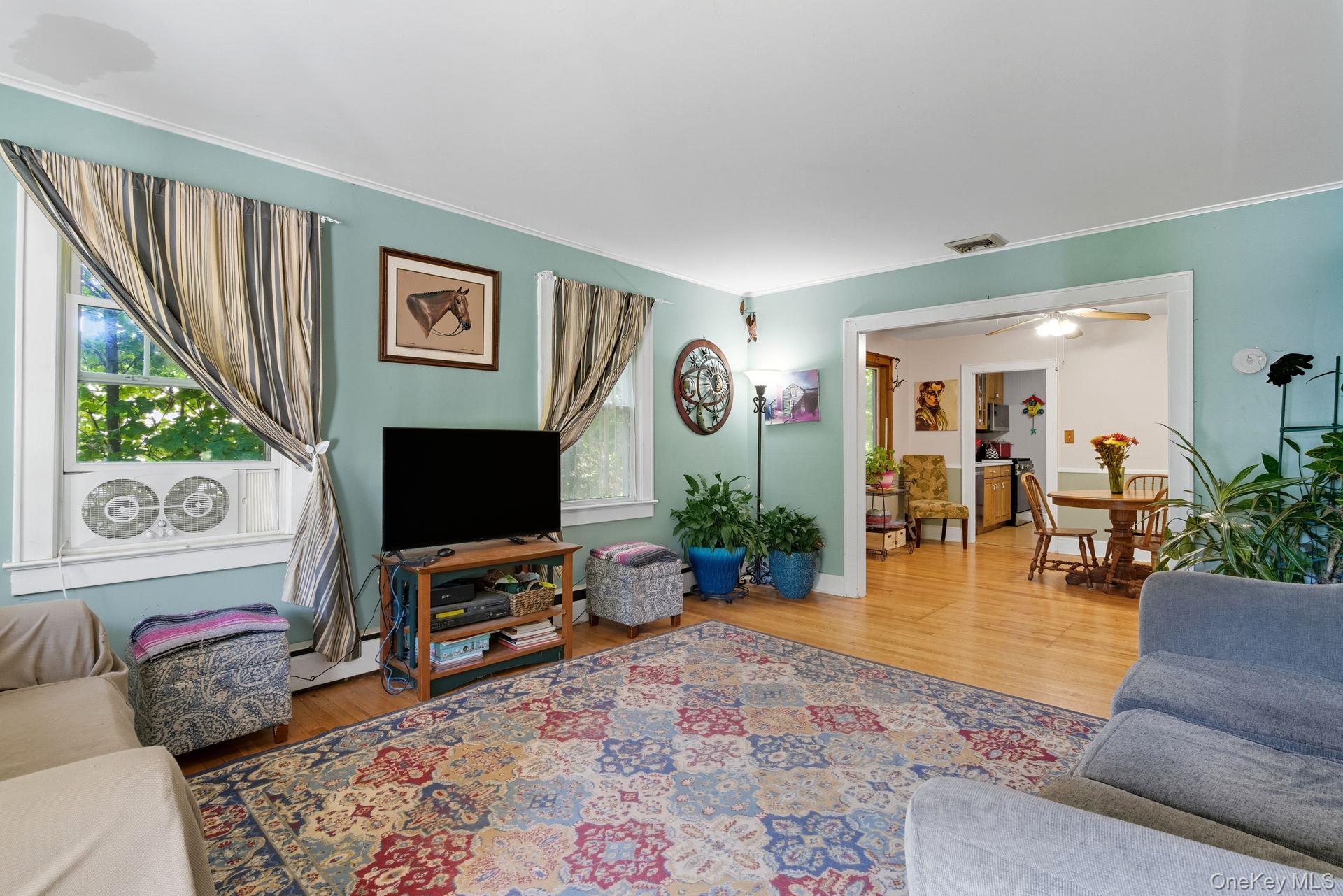 24 Overlook Drive, Huntington, NY 11743