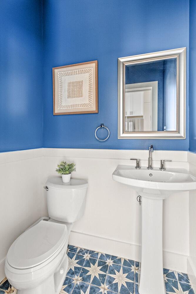 4 REEVE Place, Brooklyn, NY 11218