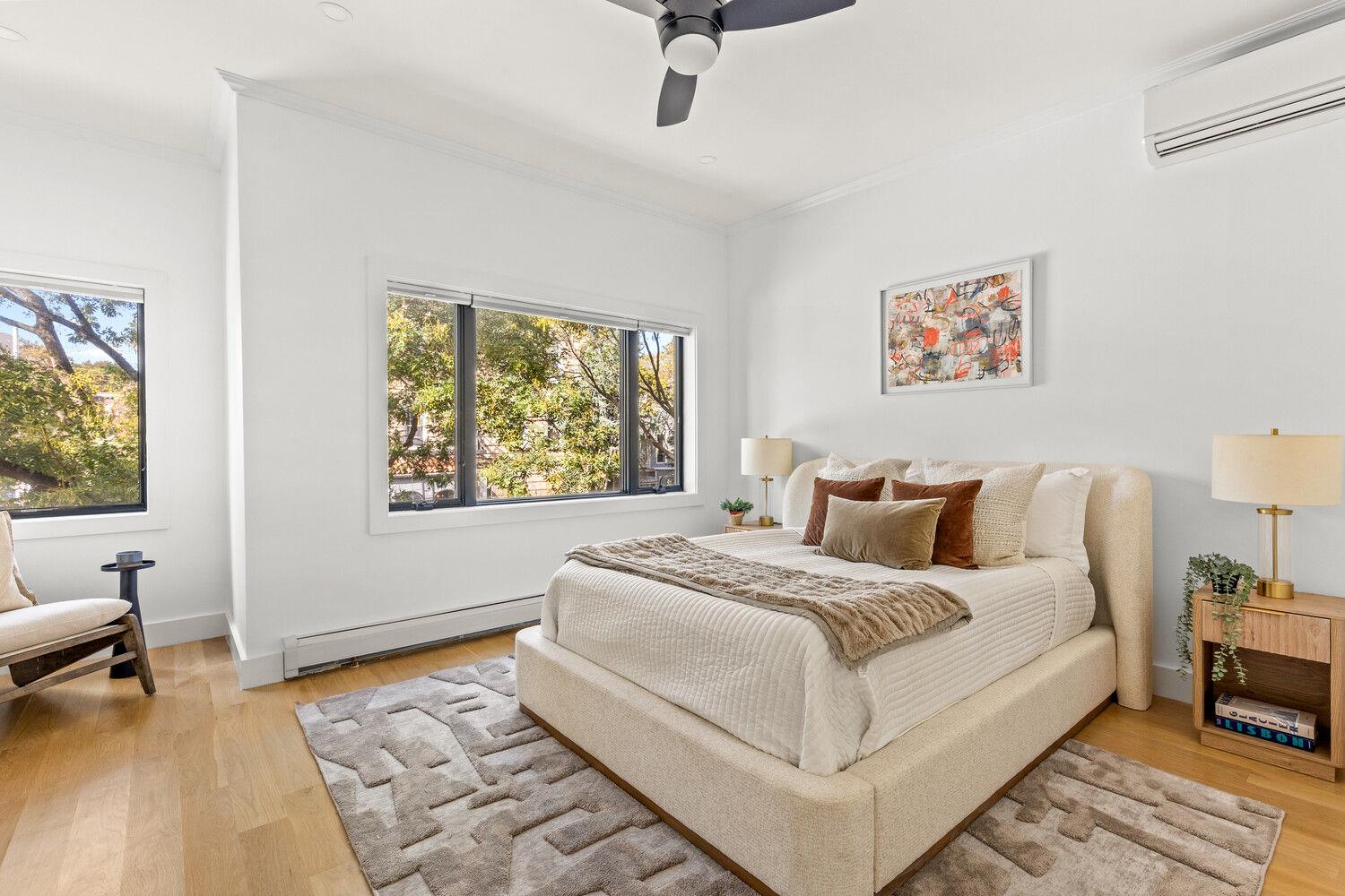 4 REEVE Place, Brooklyn, NY 11218