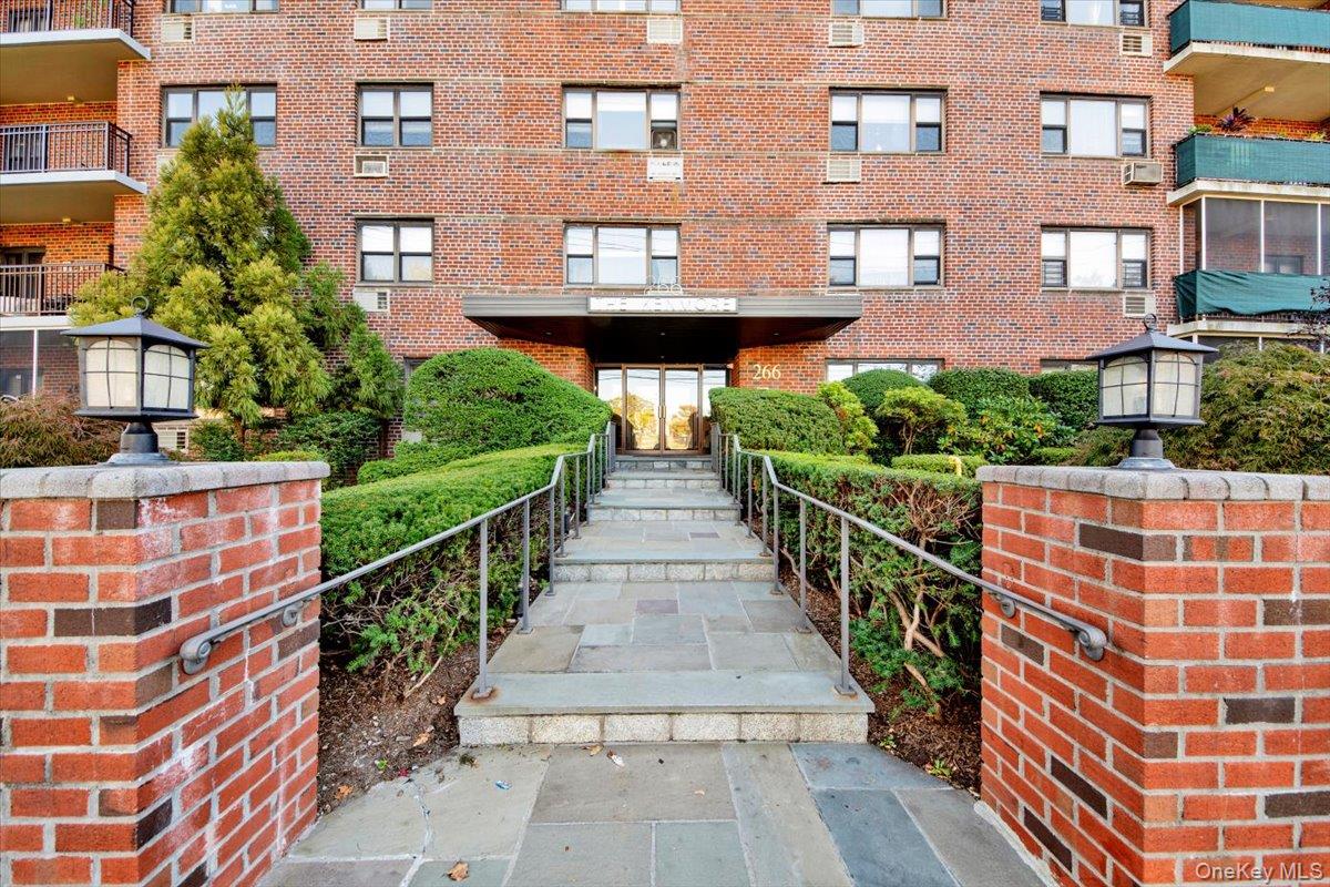 266 Pelham Road # 5H, New Rochelle, NY 10805
