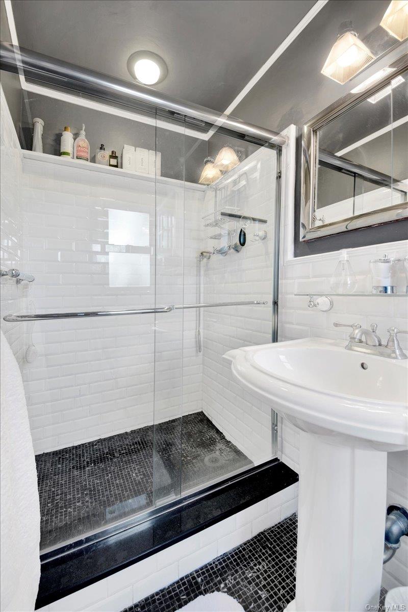 266 Pelham Road # 5H, New Rochelle, NY 10805