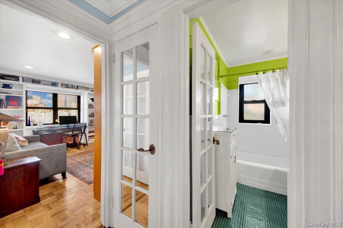 266 Pelham Road # 5H, New Rochelle, NY 10805