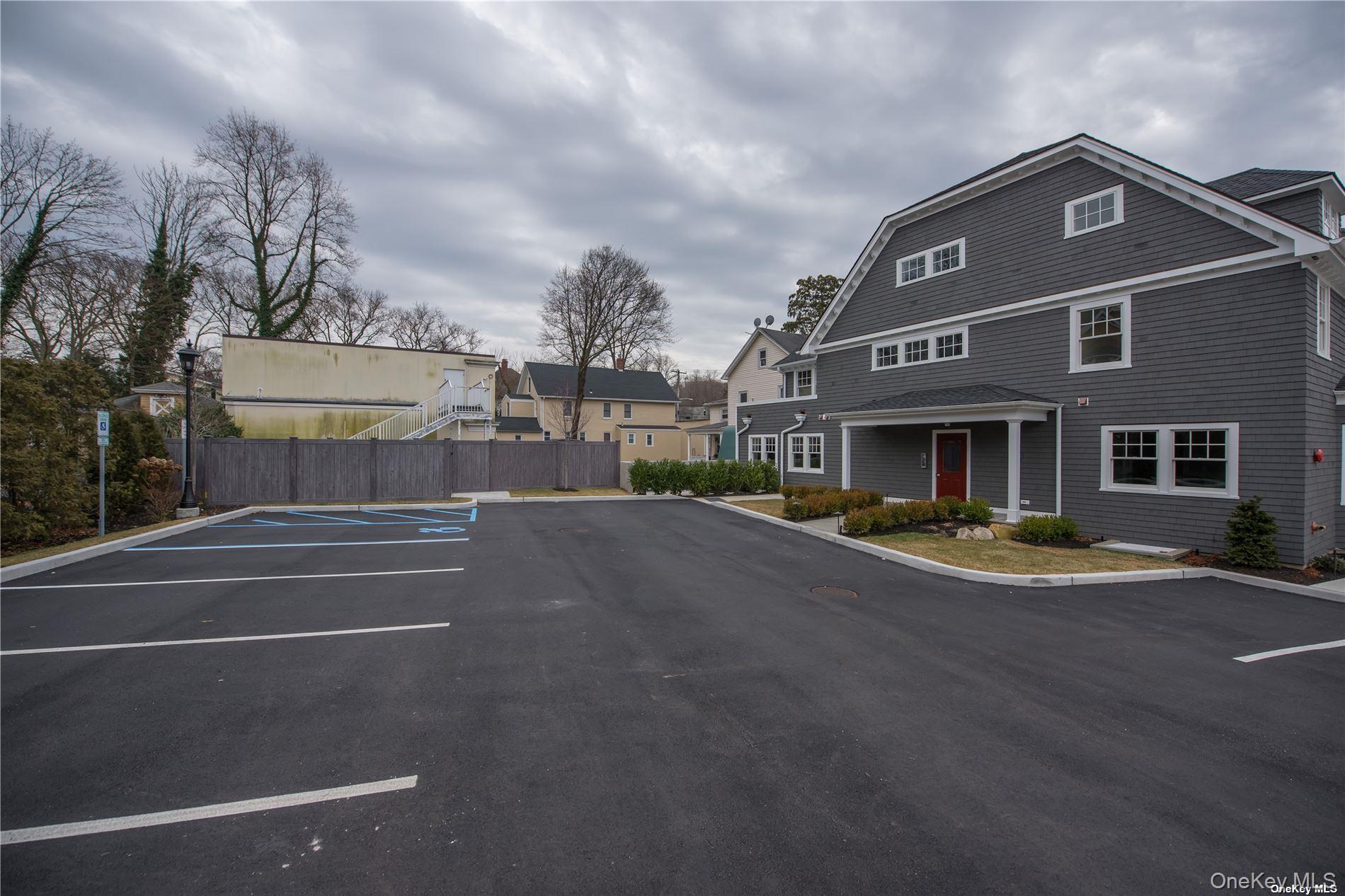 444 New York Avenue # 5, Huntington, NY 11743