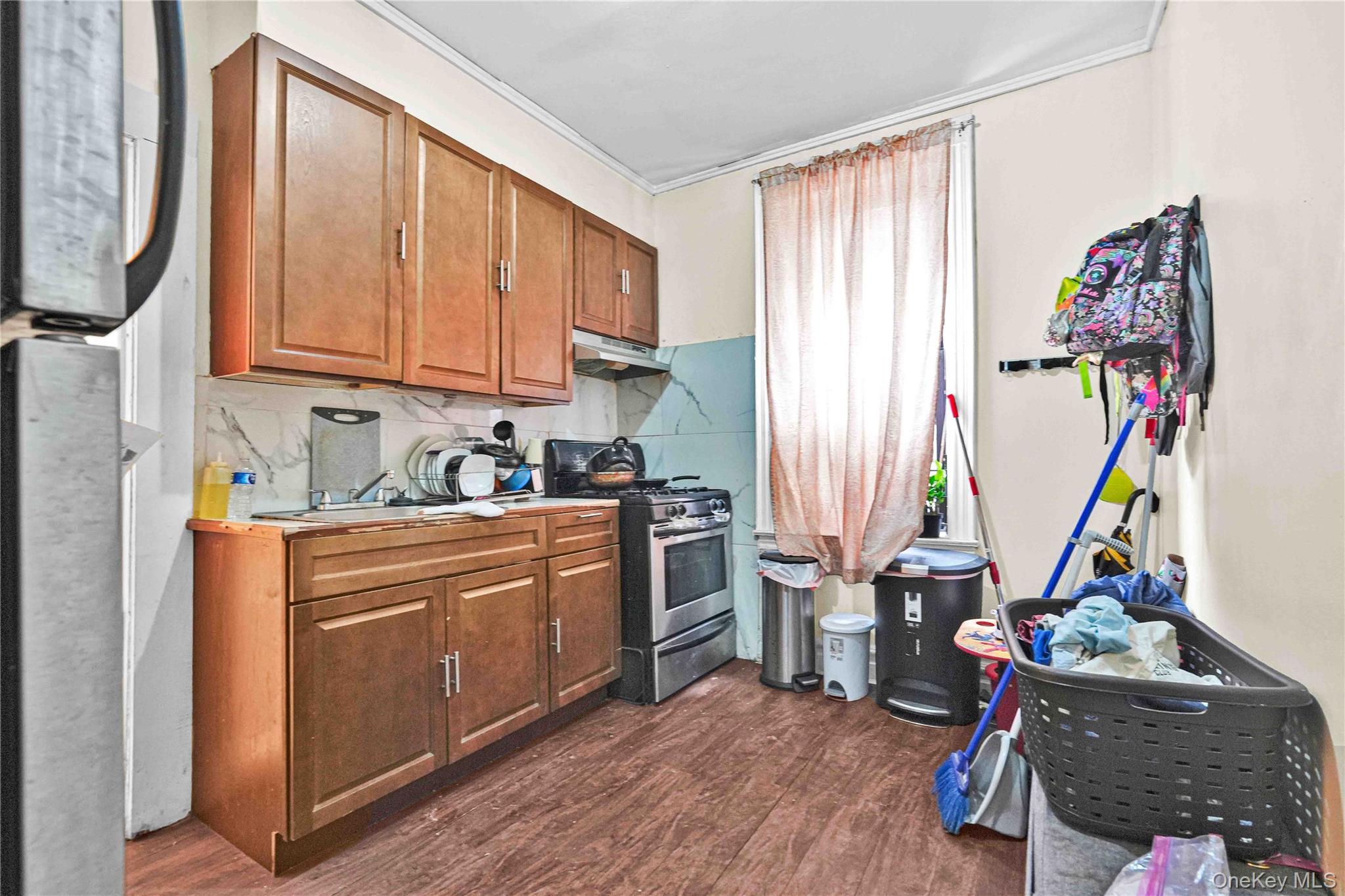 6058 60th Road, Maspeth, NY 11378