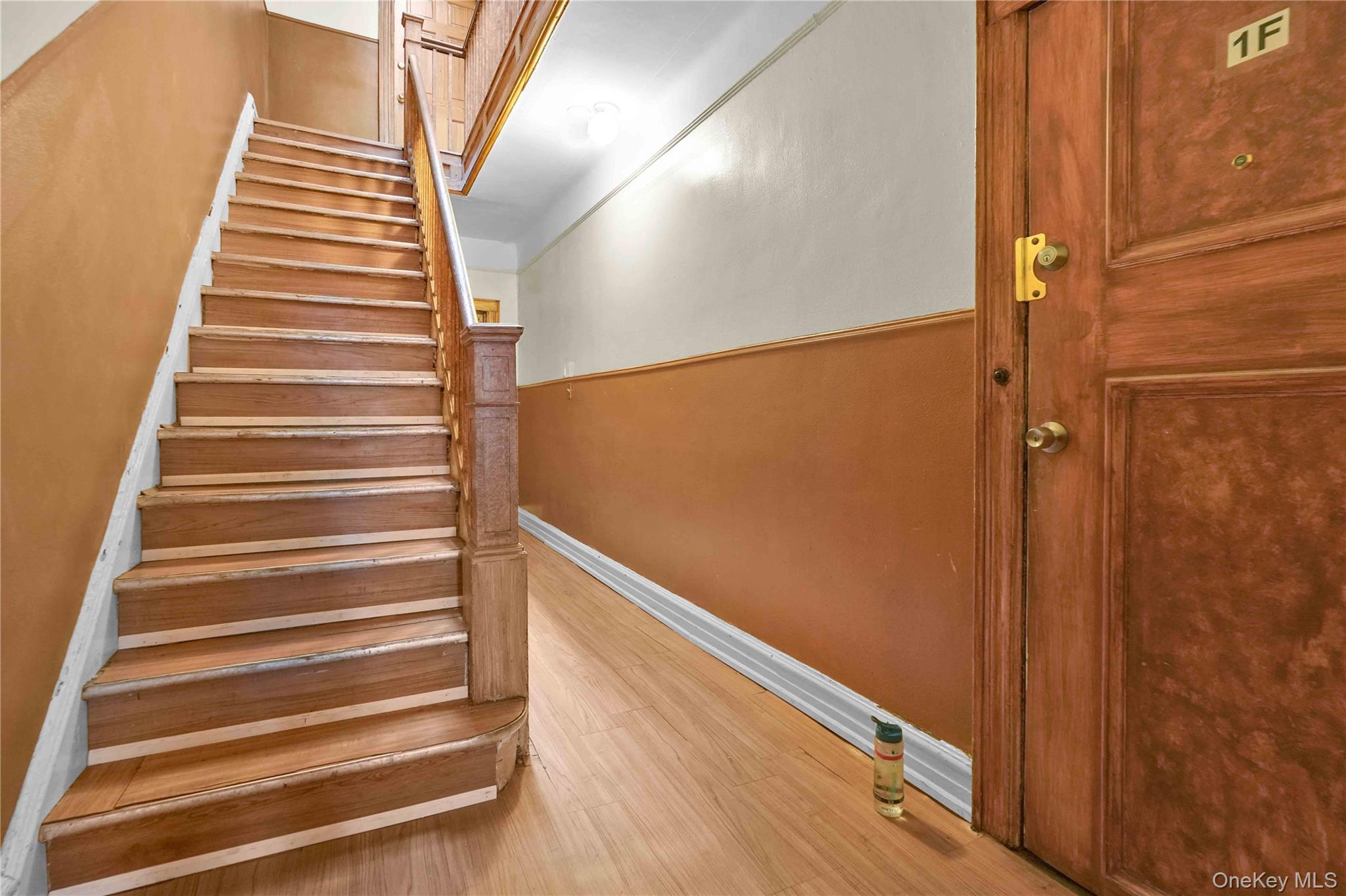 6058 60th Road, Maspeth, NY 11378