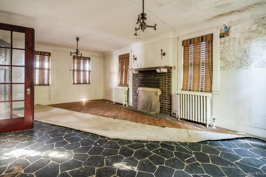 76 Leroy Place, Newburgh, NY 12550