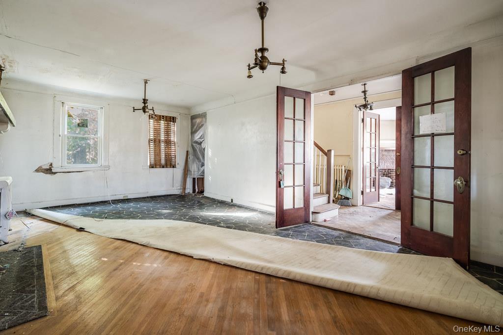 76 Leroy Place, Newburgh, NY 12550