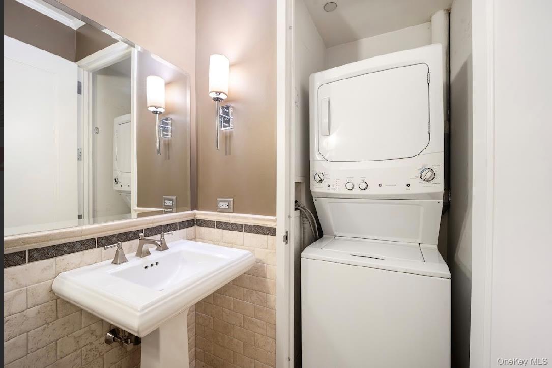 10 City Place # 8B, White Plains, NY 10601