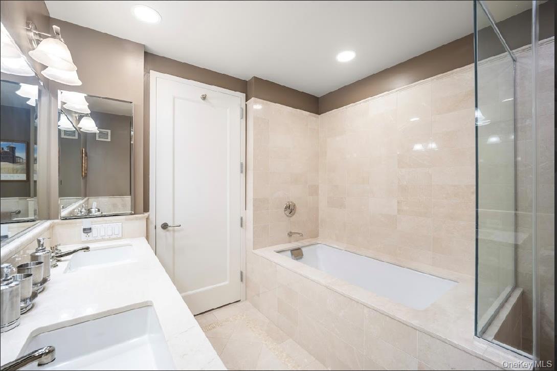 10 City Place # 8B, White Plains, NY 10601