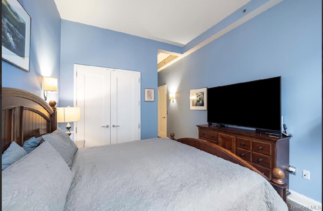 10 City Place # 8B, White Plains, NY 10601