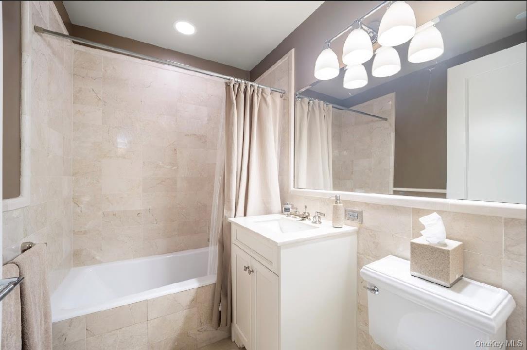 10 City Place # 8B, White Plains, NY 10601