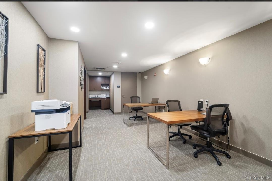 10 City Place # 8B, White Plains, NY 10601