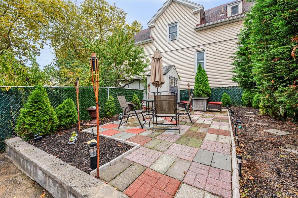 2976 Waterbury Avenue, Bronx, NY 10461