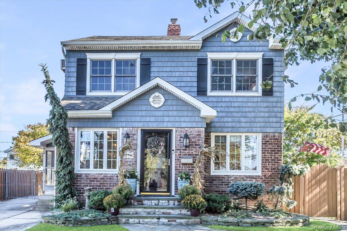 2186 McClellan Street, East Meadow, NY 11554