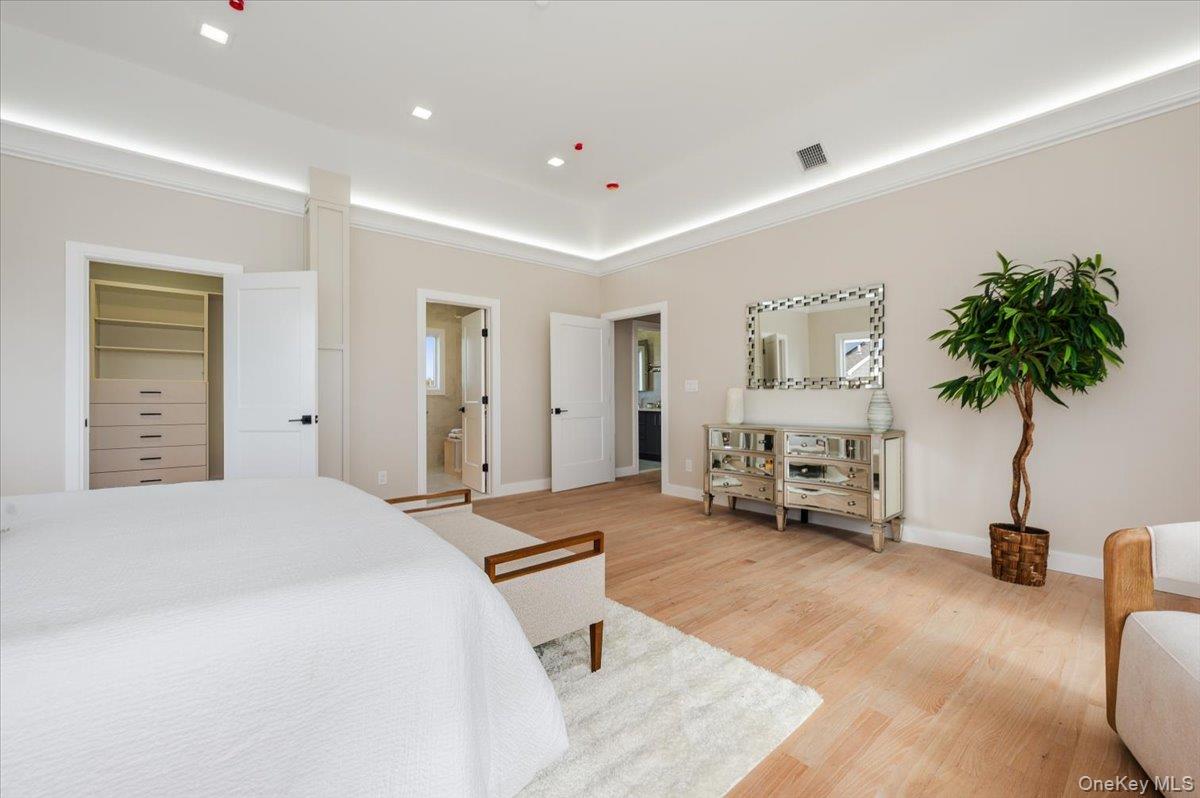 3695 S Somerset Drive, Seaford, NY 11783