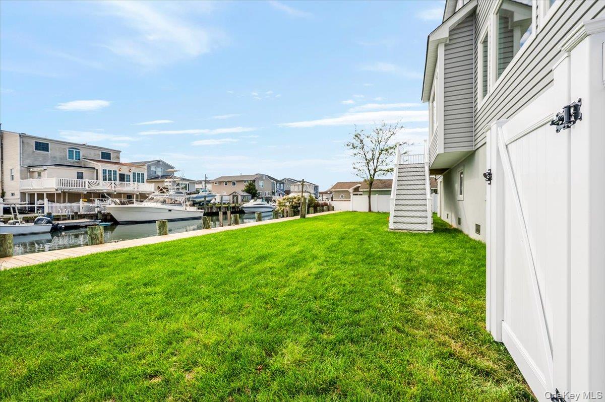 3695 S Somerset Drive, Seaford, NY 11783