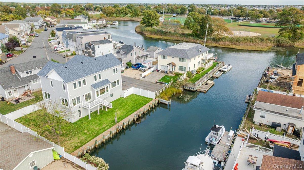 3695 S Somerset Drive, Seaford, NY 11783