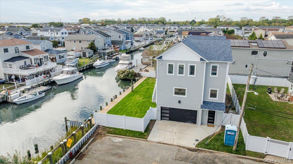 3695 S Somerset Drive, Seaford, NY 11783