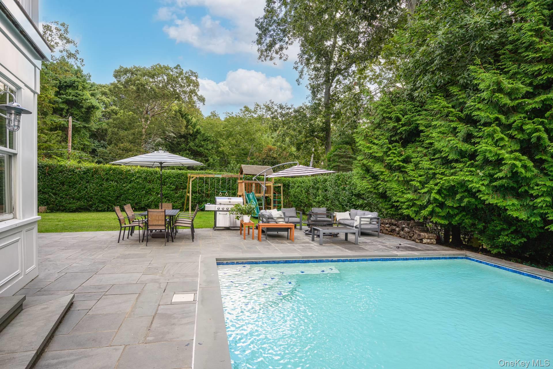 28 Bay View Road N, Southampton, NY 11968