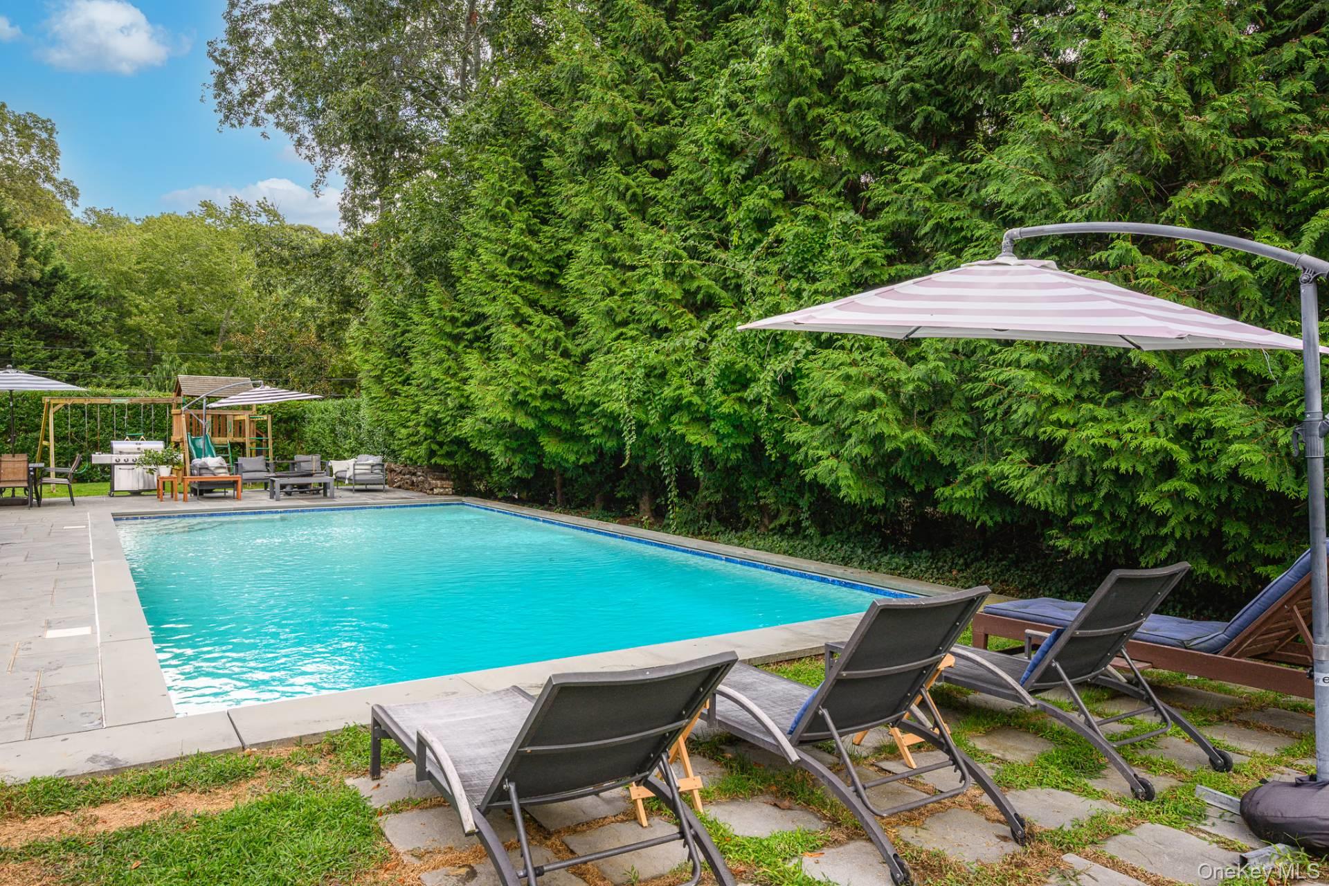 28 Bay View Road N, Southampton, NY 11968