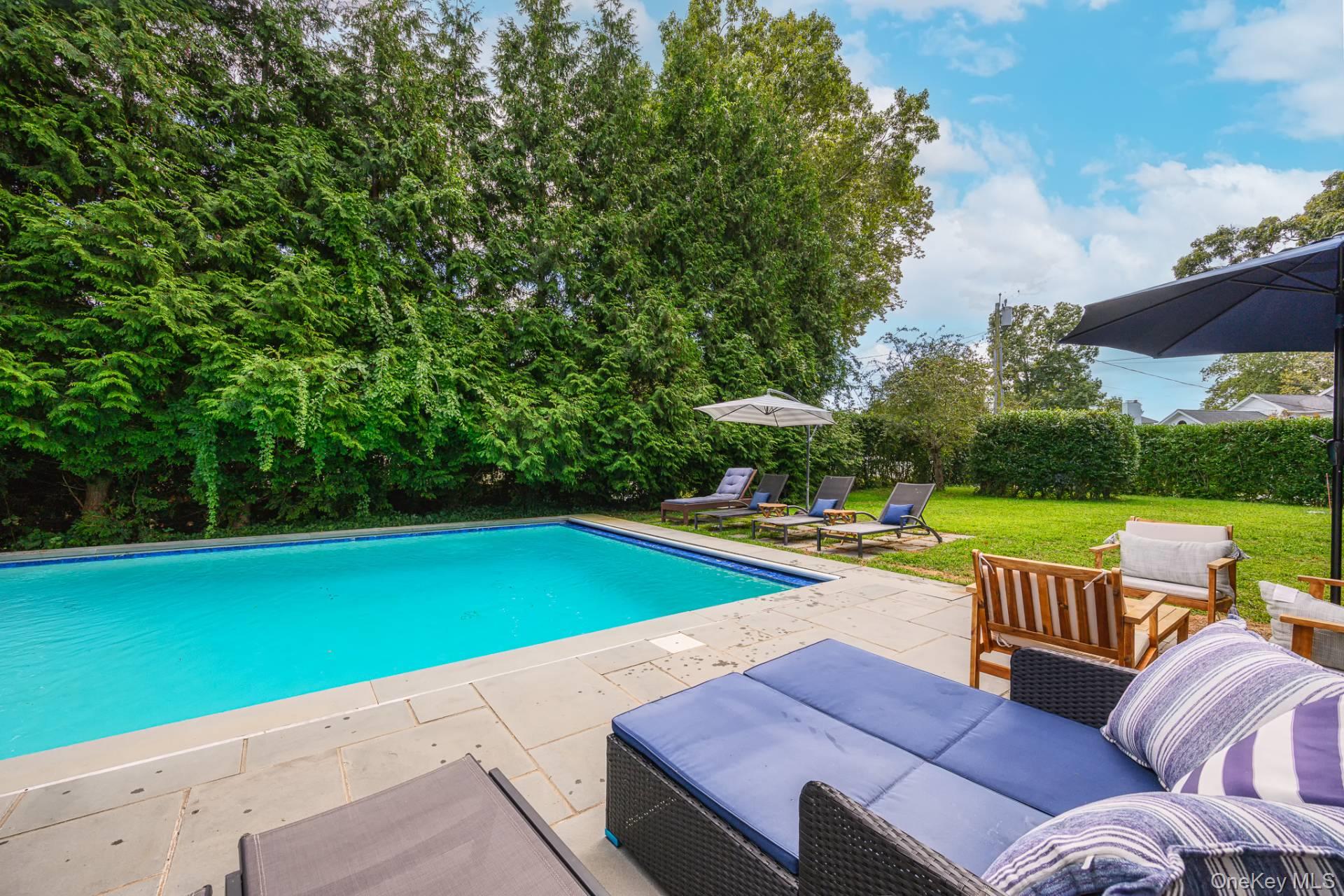 28 Bay View Road N, Southampton, NY 11968