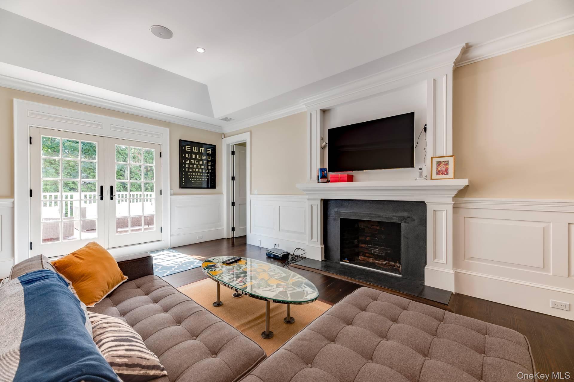 28 Bay View Road N, Southampton, NY 11968