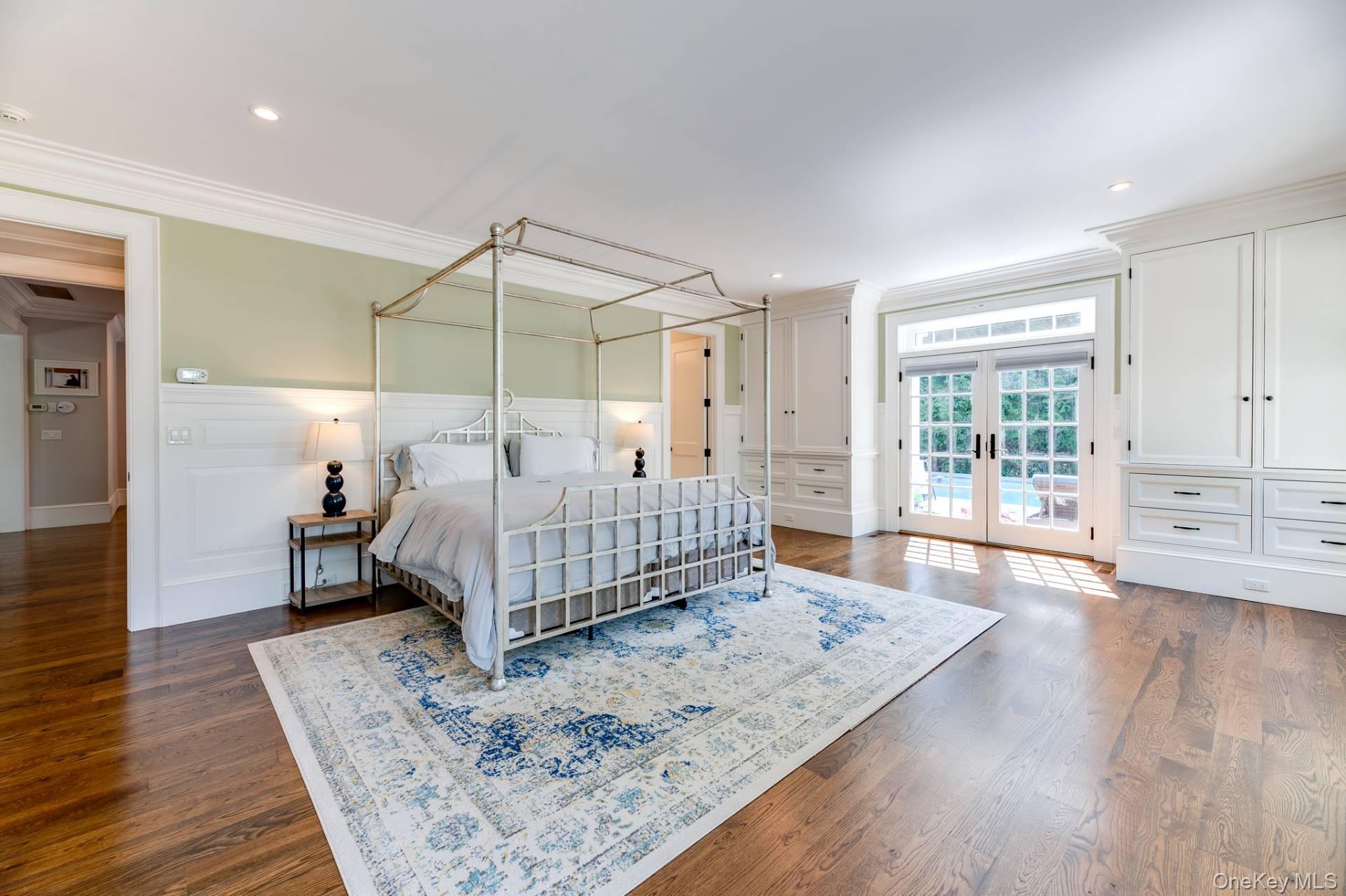 28 Bay View Road N, Southampton, NY 11968