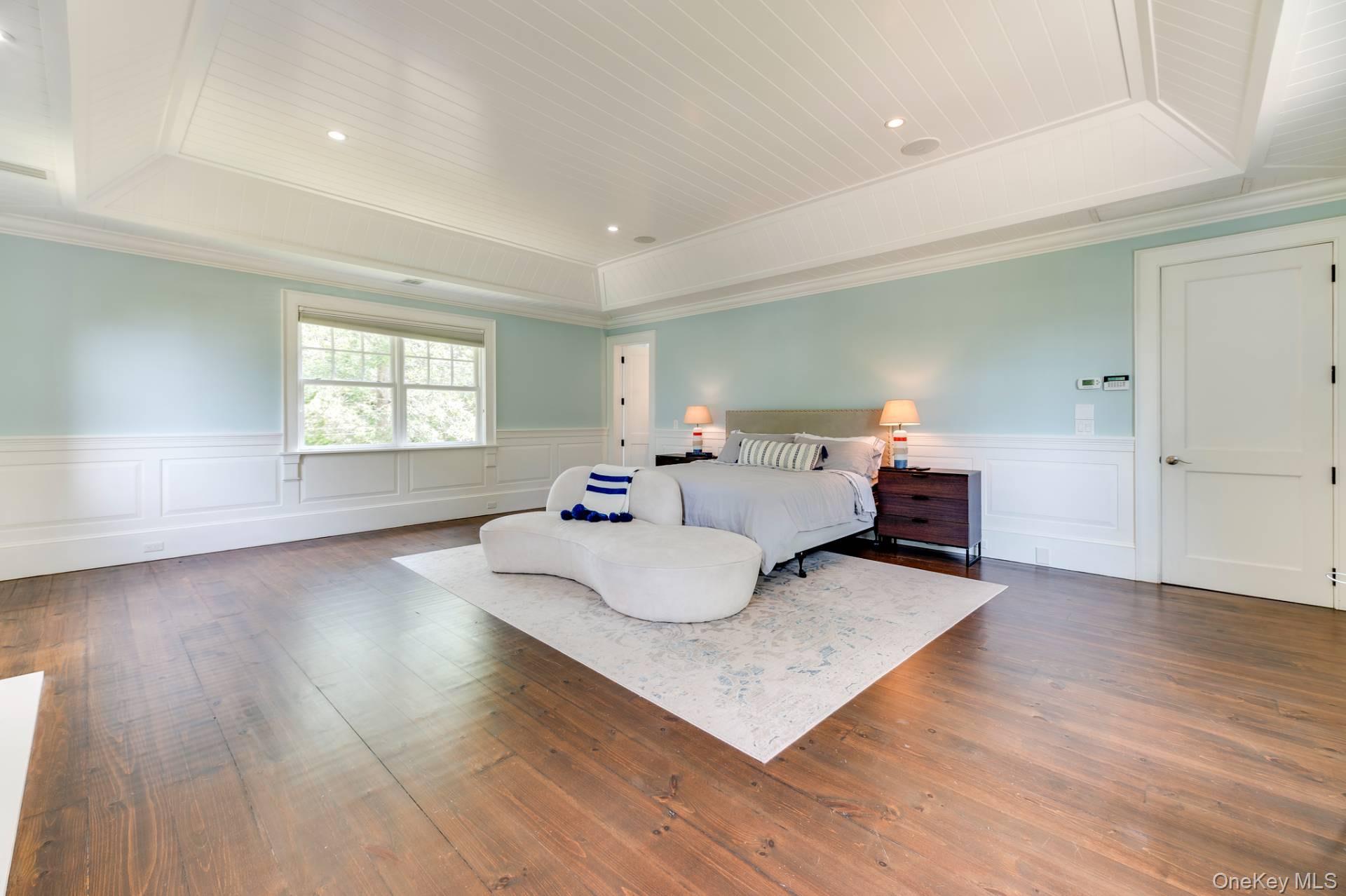 28 Bay View Road N, Southampton, NY 11968