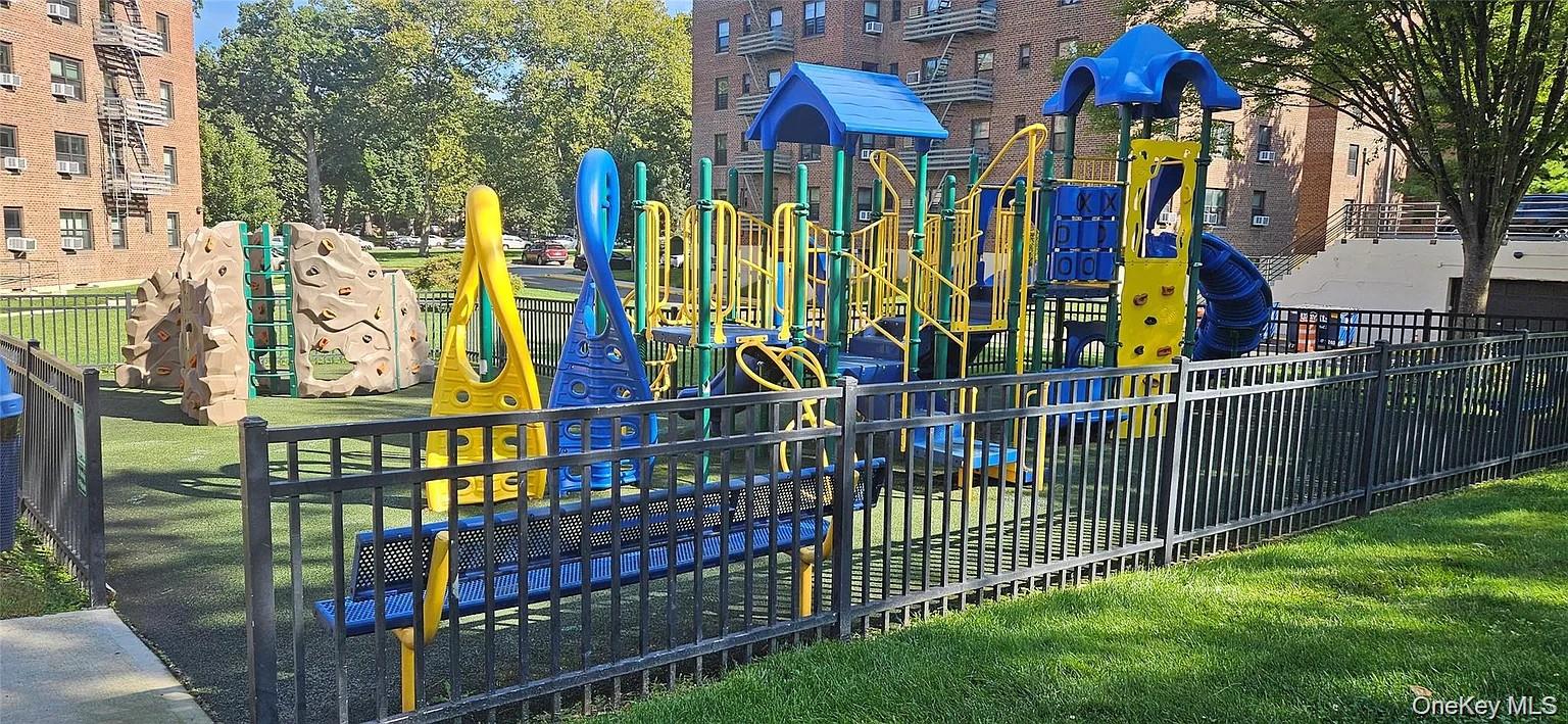 75-24 Bell Blvd. # LD, Oakland Gardens, NY 11364