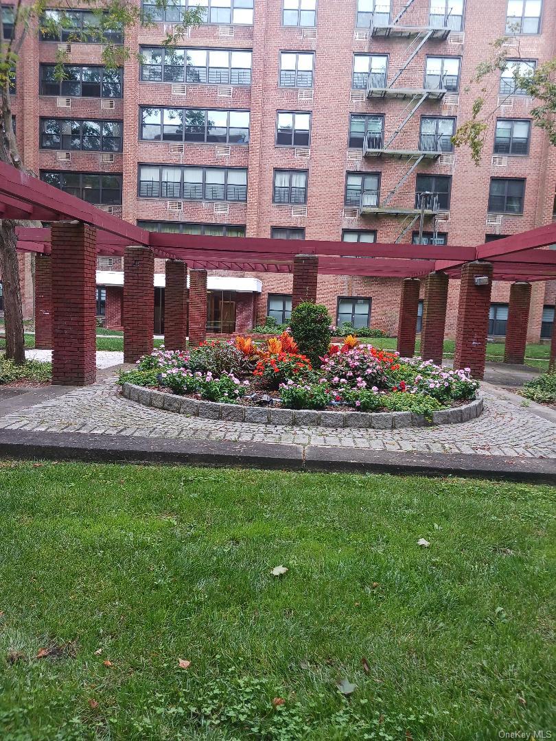 75-24 Bell Blvd. # LD, Oakland Gardens, NY 11364