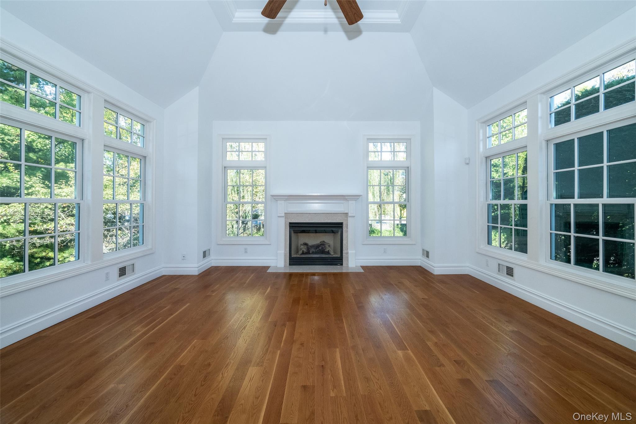 1 Mill Pond Lane, New Rochelle, NY 10805